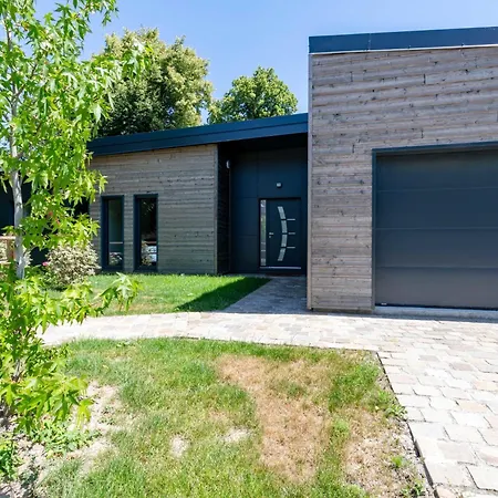 L'iris By Interhome Дом отдыха Petiville (Calvados)