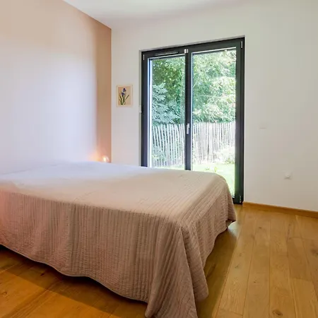 L'iris By Interhome *
