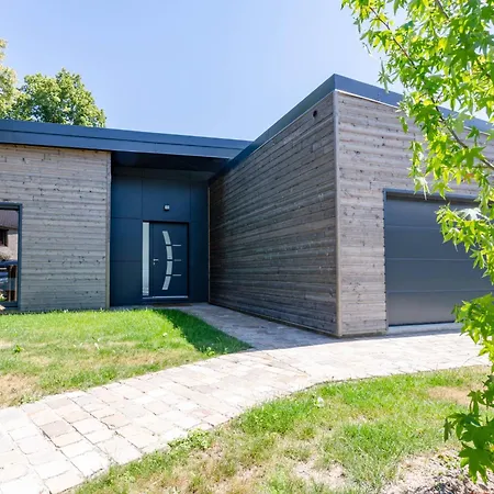 L'iris By Interhome Petiville (Calvados)